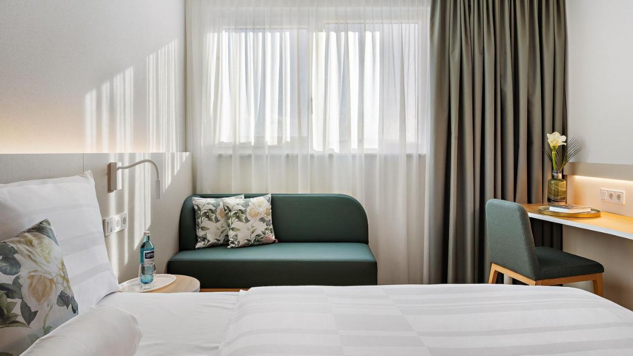 Hey Lou Hotel Karlsruhe Messe Райнщетен Екстериор снимка