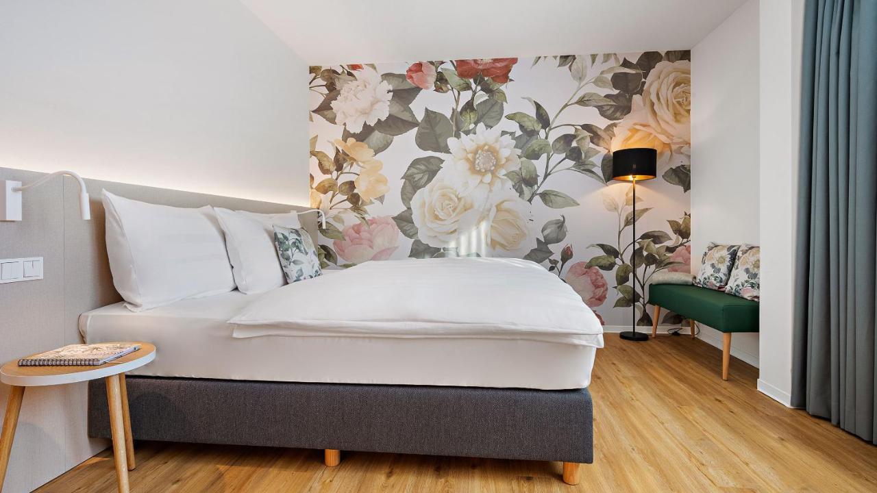 Hey Lou Hotel Karlsruhe Messe Райнщетен Екстериор снимка